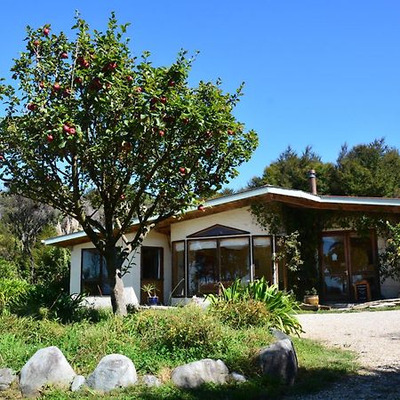 Ao Marama Retreat Hotel Collingwood Exterior photo